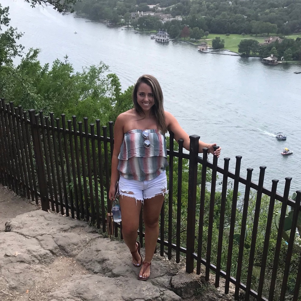 Meet your Posher, Anna